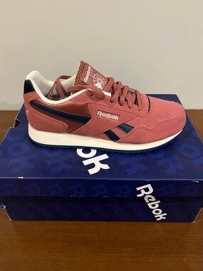 Reebok Low-Top Sneaker - Rosewood & Navy